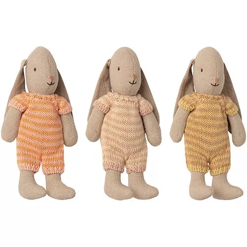 Maileg Knuffelkonijn Bunny In Romper - Micro - 11 Cm - Assorti - Afbeelding 2