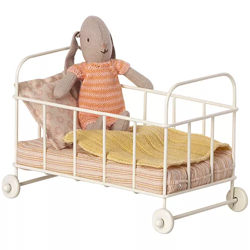 Maileg Poppenhuis Ledikant Roze - Micro - 14,5 Cm - Afbeelding 3